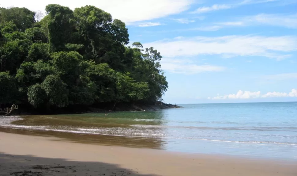 PARA SER FELIZ. Costa Rica lidera la lista. ¿Serán sus playas? FOTO TOMADA DE WIKIPEDIA.COM