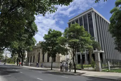 Para Pelli, el edificio de la Legislatura es horrible