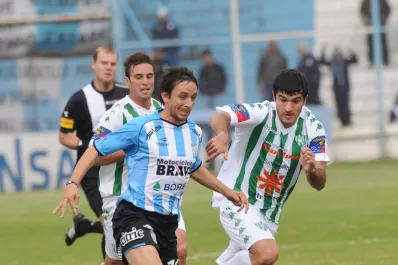 A sus errores siempre los paga con sangre