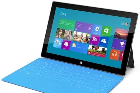 APUESTA. Surface, la tablet de Microsoft, intentará pelear el liderazgo con el iPad de Apple. FOTO TOMADA DE IMPULSONEGOCIOS.COM
