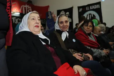 Bonafini duda de la fidelidad de Alperovich hacia Cristina