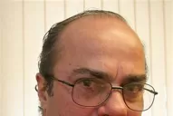 Monseñor Bargalló sería obligado a dejar el obispado por la difusión de las fotos románticas