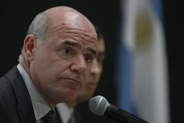 Los empresarios del transporte llegaron a un acuerdo con Camioneros por el 25,5 %