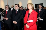 Los senadores apelan a los lazos de sangre