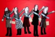 Ya están a la venta los muñecos de Cristina y Néstor Kirchner