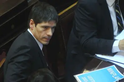 Abal Medina defiende la gestión kirchnerista en Diputados