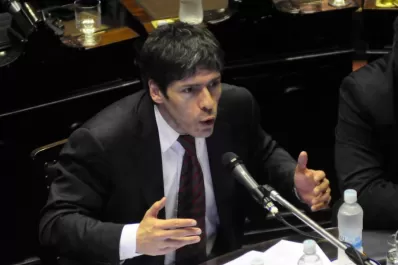 Abal Medina dijo que el país está mejor que Europa