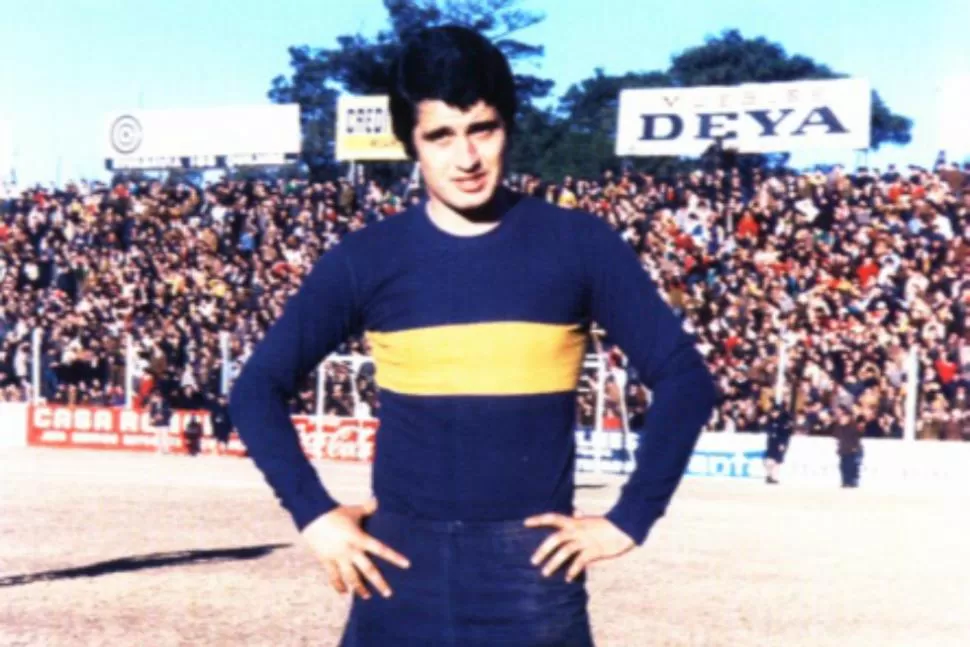 IDOLO. Angel Clemente Rojas, conocido como Rojitas, fue un gran referente en los años 70 de Boca. Al igual que Riquelme, también se fue mal de Boca. 