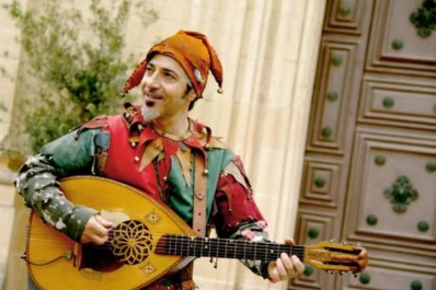Arqueros, música celta, libros y arte en la Feria Medieval