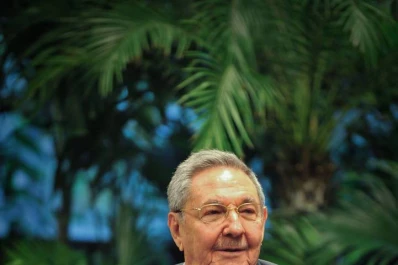 Convocan a elecciones en Cuba