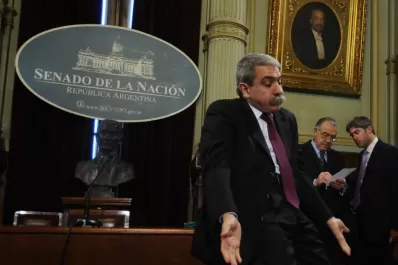 Aníbal Fernández: Buenos Aires no tiene coronita