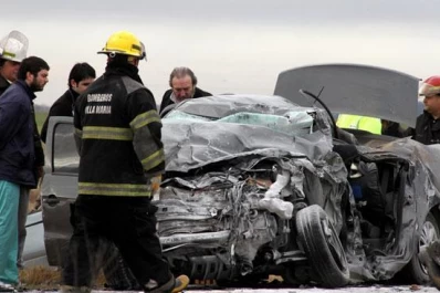 Cuatro muertos en un violento choque frontal en Córdoba