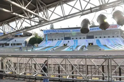 Viajes en auto y nervios por la visita de Cristina