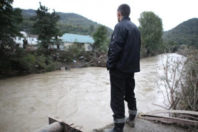 Por lo menos 99 muertos a causa de tormentas en Rusia
