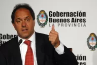 Scioli pagará el aguinaldo en dos cuotas, hasta agosto