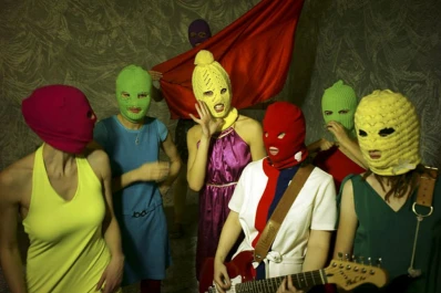 Cantantes rusas van a juicio por tocar punk rock en una iglesia