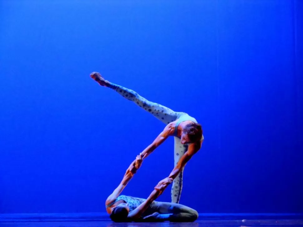 TRES SEGMENTOS. Araiz diseñó la coreografía basándose en música de Ravel, de Mahler y de Bach. 