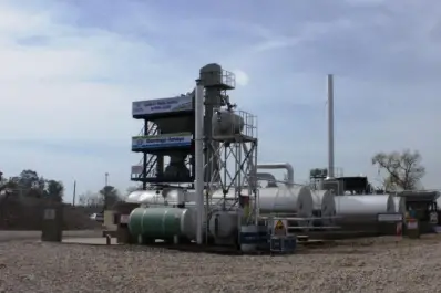 El municipio tiene su propia fábrica de asfalto