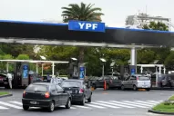 Se emitirá una tarjeta para cargar nafta en YPF