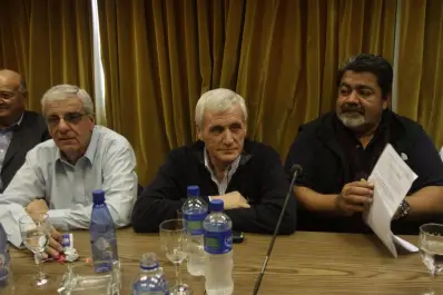 Gerardo Martínez figura como ex agente represor