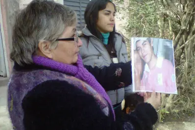 En medio de un acto, le reclamó a Alperovich por el crimen de su nieto