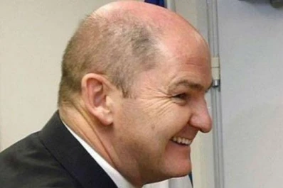 Avergonzado y con graves acusaciones, renunció un economista del FMI