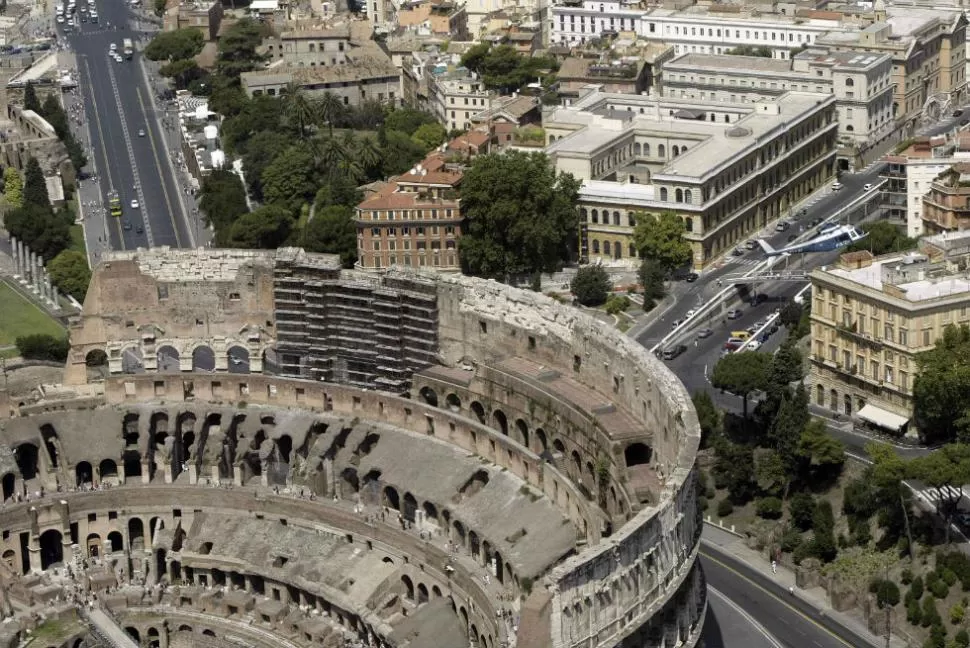 ICONO. El Coliseo es una de las imágenes más difundidas de Roma. REUTERS