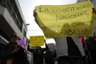 Abrieron negocios en sus casas y por eso los desalojan