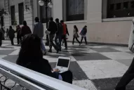 A los jóvenes les viene bien leer LA GACETA desde cualquier lugar