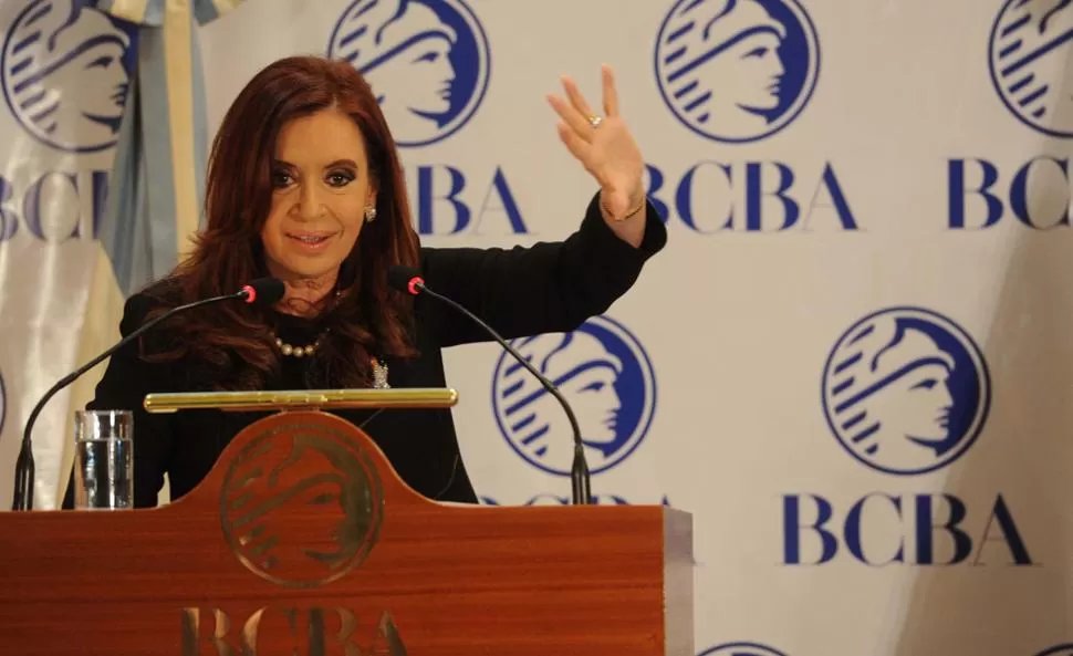 ANUNCIOS. En la Bolsa de Comercio, Cristina Kirchner habló sobre el desendeudamiento. TELAM 