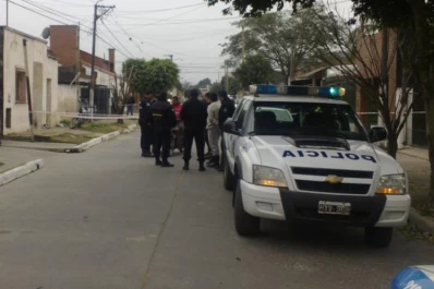 Se pelearon a machetazos por una casa