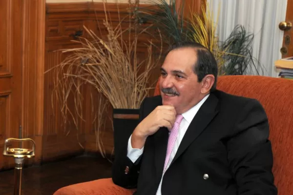 Alperovich, a favor del cierre total de los prostíbulos
