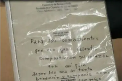 Hallaron una Biblia en la ermita profanada en el cementerio de Malvinas