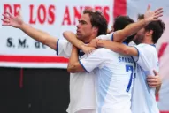 Independiente y Vélez cierran la jornada de fútbol