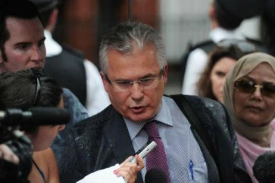 Garzón dice que aportará datos clave sobre las acusaciones a Assange en Suecia