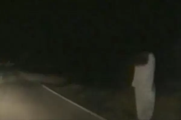 Reapareció la imagen fantasmal de una mujer en una ruta santiagueña