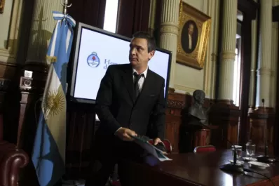 No quiero prestar la estructura de mi partido a un millonario