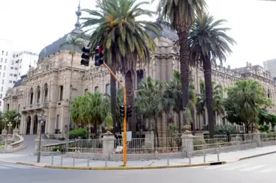 Dejar el Pacto es políticamente incorrecto, según intendentes