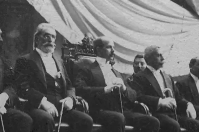 Sobre  Joaquín V. González