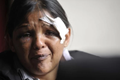 Una mujer denunció que la torturaron en la comisaría quinta
