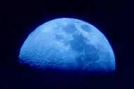 Una luna azul sorprende al mundo