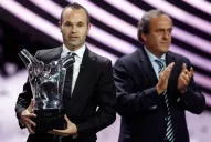 Ni Messi ni Ronaldo: Iniesta fue elegido el mejor jugador de Europa