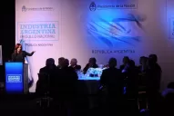 Cristina defendió las restricciones y el tipo de cambio controlado