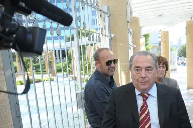 El gobernador pampeano insultó a sus opositores