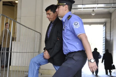 Dos madres relataron de qué manera el violador serial arruinó la vida de sus hijas