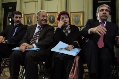 El oficialismo quiere que el voto a los 16 sea obligatorio