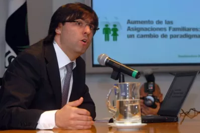 Bossio: casi 60% de chicos del país recibe fondos de la Anses