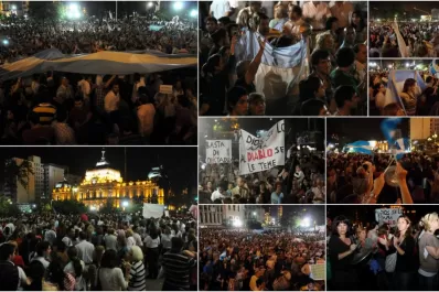 Las imágenes del cacerolazo en la plaza Independencia