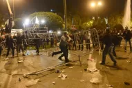 Madrid: quedaron 265 kilos de piedras en la plaza de la protesta
