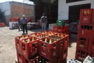 Asaltaron un local, se tirotearon con un policía y secuestraron a un automovilista para escapar